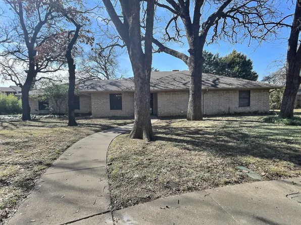 1000 Maykus Ct, Irving, TX 75061