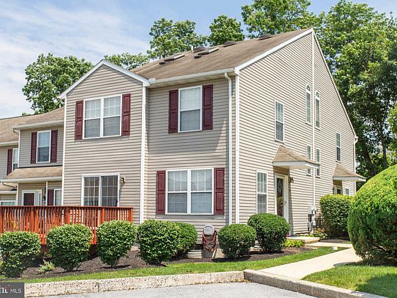 2nd image of 63 Horseshoe Dr