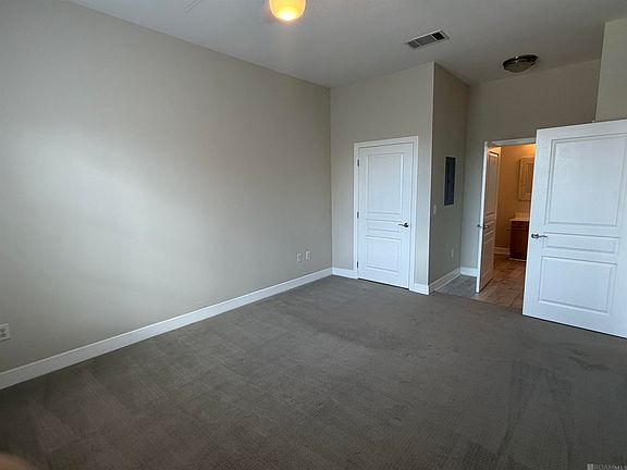2nd image of 7707 Bluebonnet Blvd APT 425