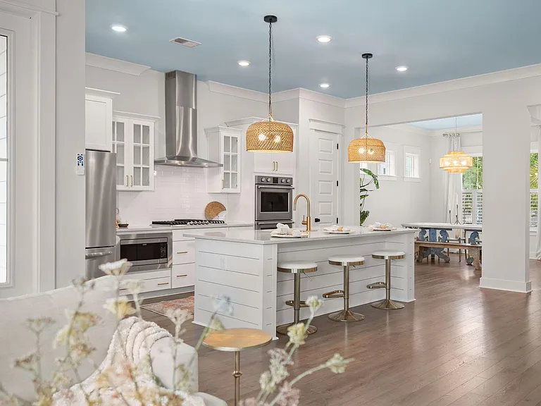 808 Forrest Dr — Photo 11