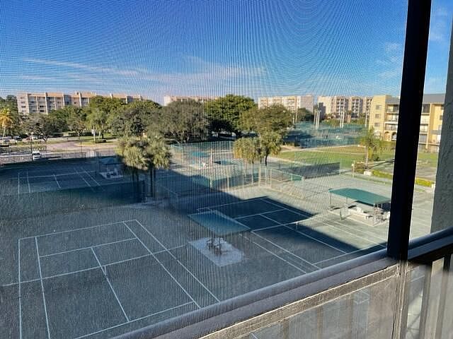 1st image of 2788 Tennis Club Dr APT 501