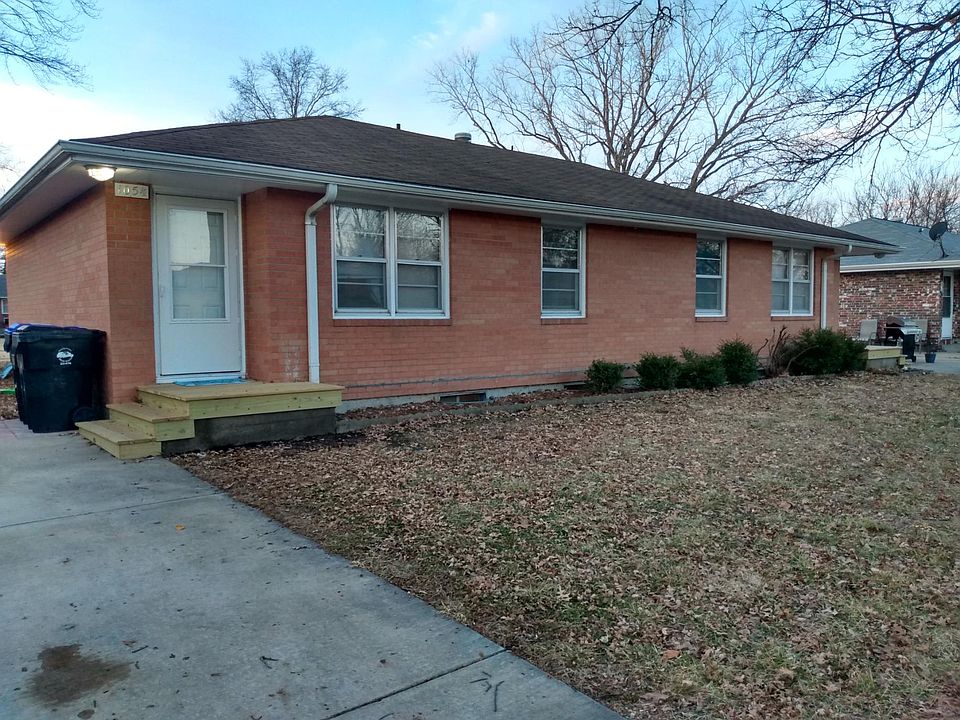 Duplex (105 and 105 1/2)
