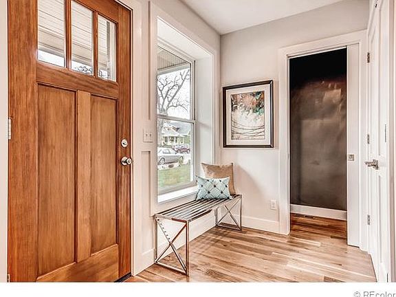 4th image of 3824 N Lowell Blvd