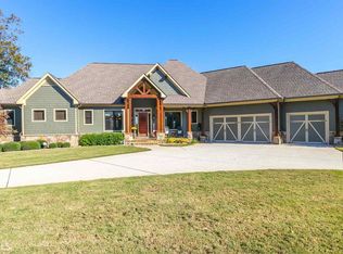6324 Blackjack Rd, Flowery Branch, GA 30542