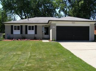 3172 Firestone Dr, Sterling Heights, MI 48310