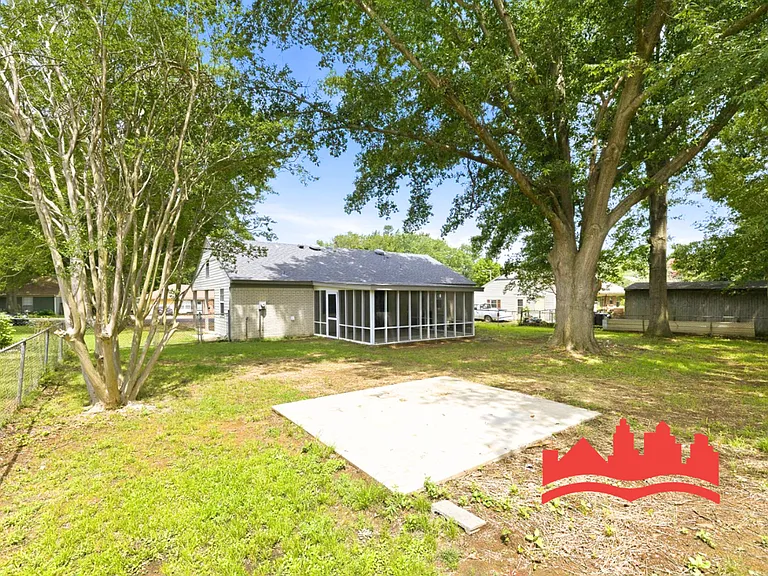 7002 Richard Wilson Dr — Photo 31