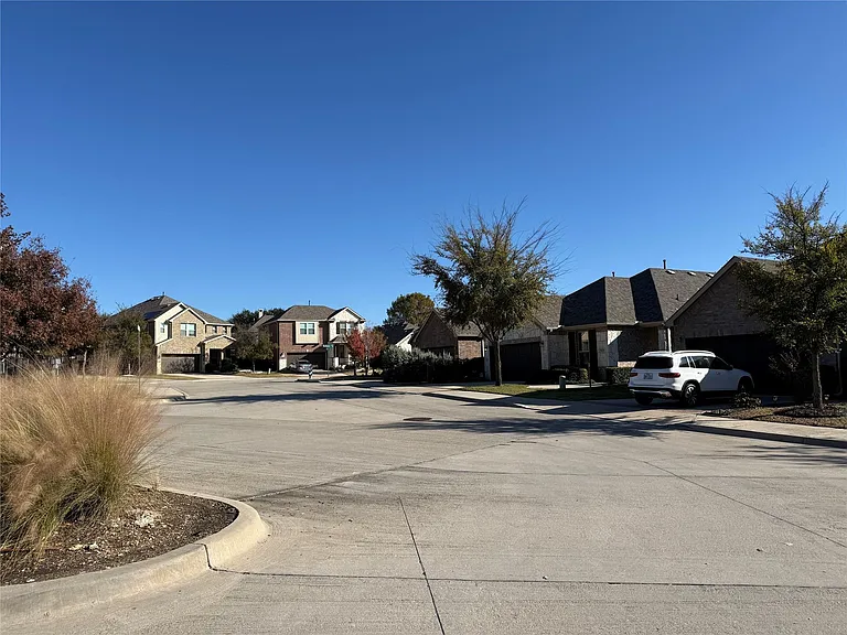 8089 Rabbit Dr — Photo 11