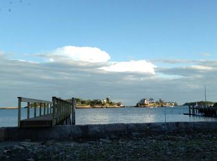 2 Prospect Hill Rd, Branford, CT 06405