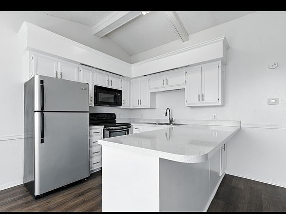 3rd image of 160 Private Road 1509