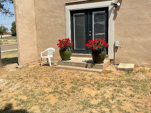 3rd image of 510 W Washington Ave
