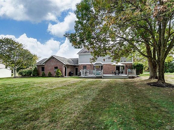 3rd image of 1605 Laurel Creek Dr
