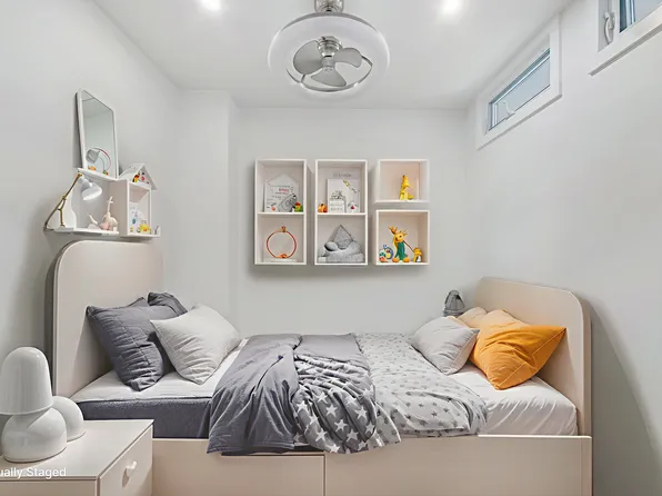 153 East 87th Street image 6 of 17