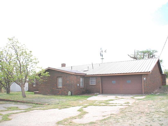 3rd image of 129 W Cottonwood St