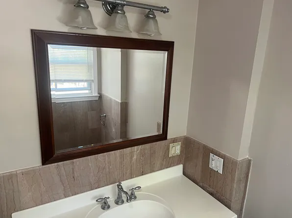 (undisclosed Address), Greenwich, CT 06830