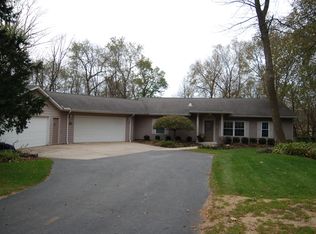 10018 East Campbell Road, Davis, IL 61019