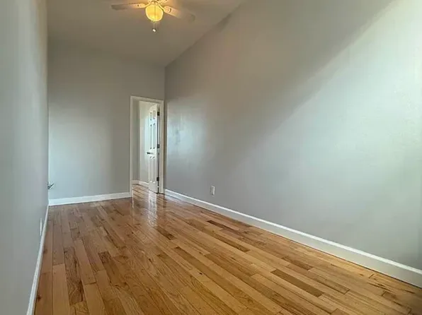 89 Verona Street image 3 of 10