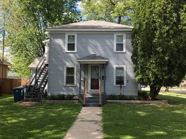 760 E Main St, Morris, IL 60450