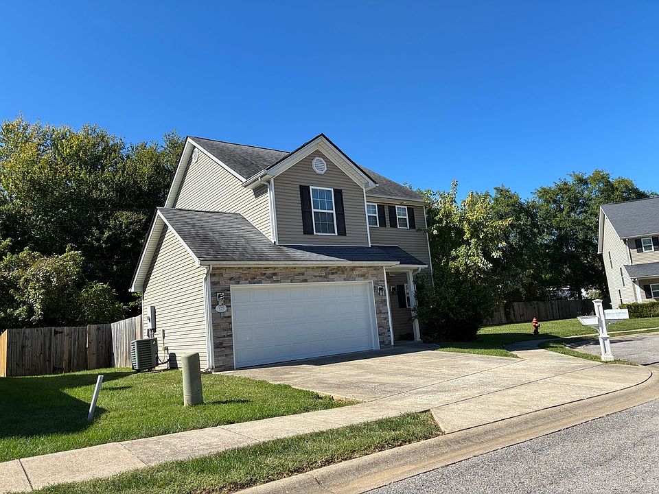 1st image of 125 Ashton Walk