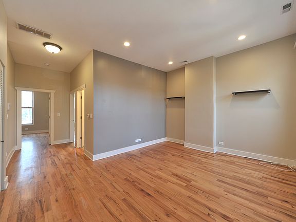 2nd image of 1961 N Wilmot Ave #2