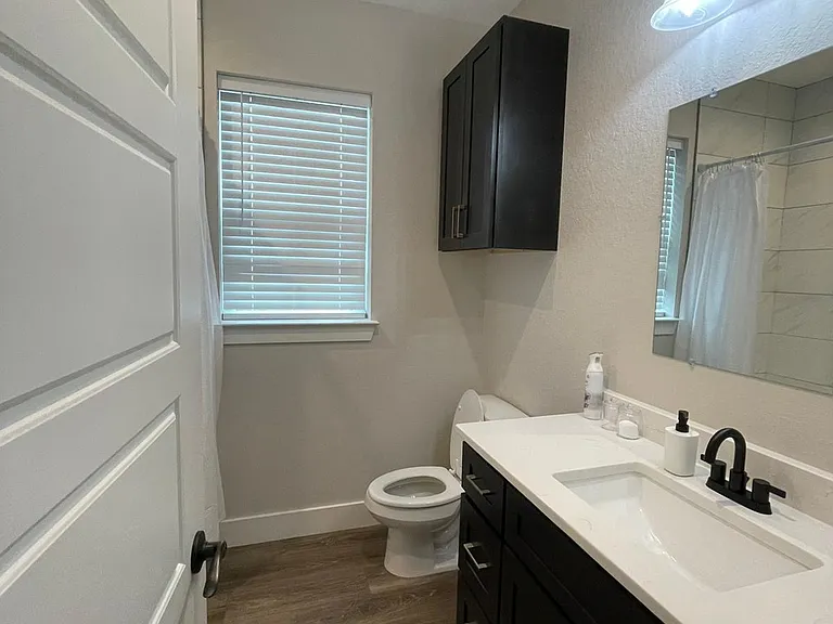 724 Madilynn Ct — Photo 7