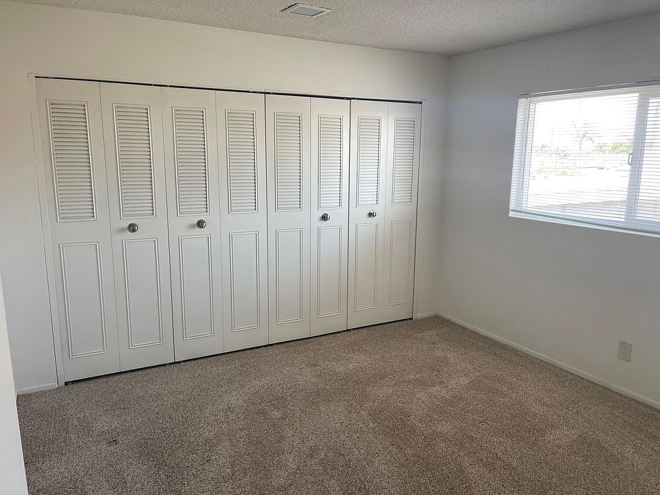 2nd image of 127 6th St APT 6