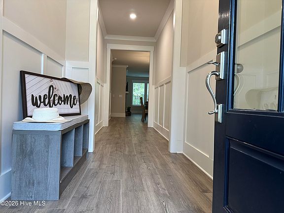 2nd image of 204 Dixie Court