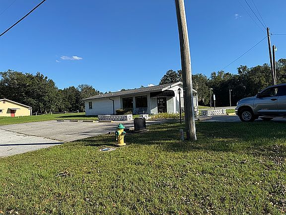 1st image of 3822 E Parsons Point Rd