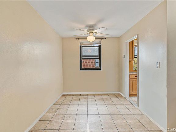 4th image of 160-10 Cross Island Parkway #6-178