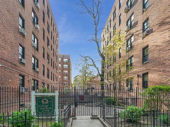 3525 Kings College Pl #1H