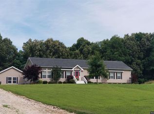 2790 Ralston Rd, Martin, TN 38237