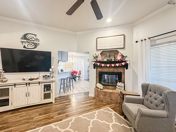 5th image of 4806 Pinehurst Dr