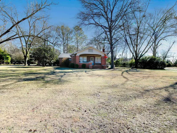1120 Lay Dam Rd, Clanton, AL 35045