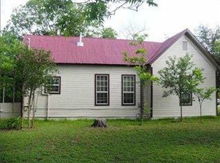 401 N Avenue J, Elgin, TX 78621