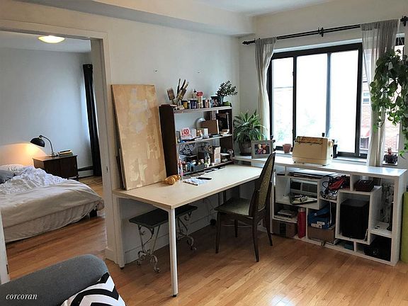2nd image of 37 N Henry St APT 3