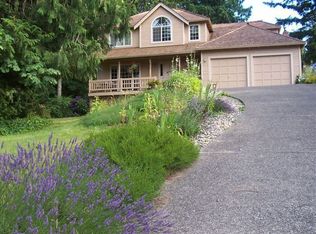 6013 NE Bligh Ct, Bainbridge Island, WA 98110