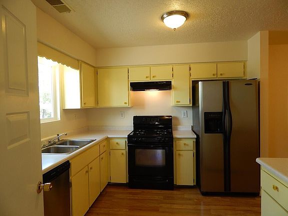 Kitchen with custom glass knobs