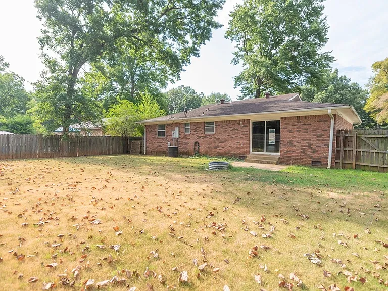 1016 Grayland Dr — Photo 23