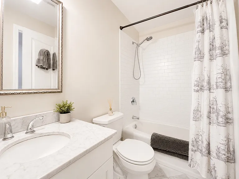 28 Monument St #2 — Photo 12