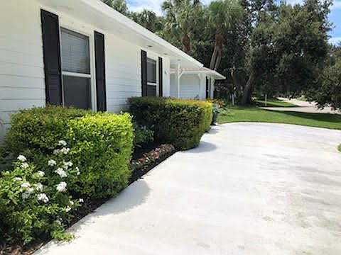 5th image of 945 Windsong Way