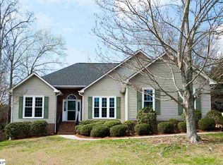 221 Two Gait Ln, Simpsonville, SC 29680