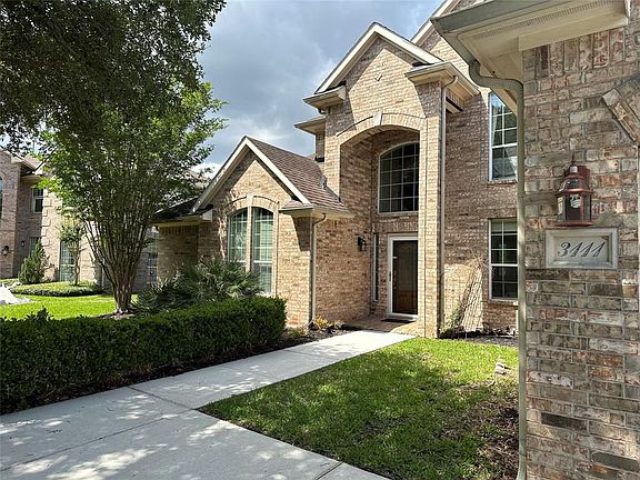 5th image of 3111 E Cedar Hollow Dr