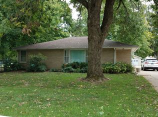202 S Harrison St, Manito, IL 61546
