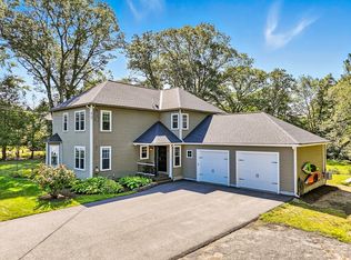 62 Ashland St, Holliston, MA 01746