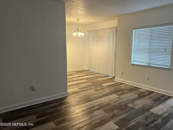 1800 PARK Avenue #355, Orange Park, FL 32073