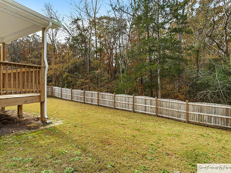 568 Stone Hollow Dr — Photo 35