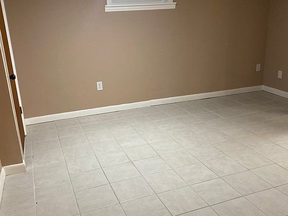 5th image of 26 Mary St #1