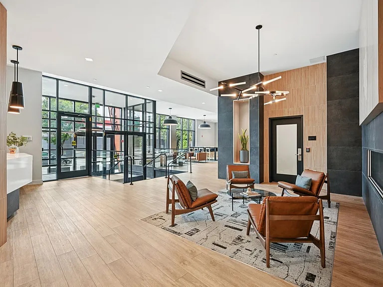 The Keystone Apartments — Photo 6