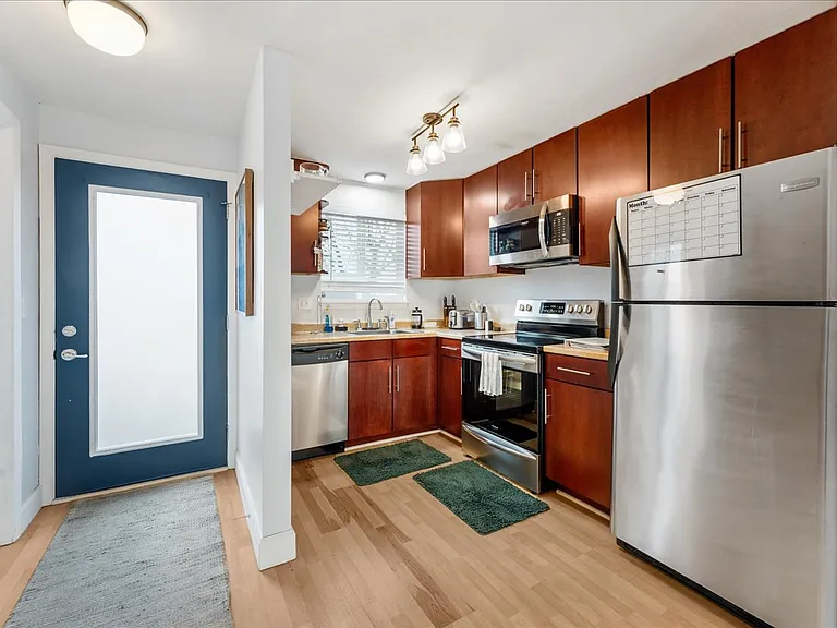 1706 Avalon Way #22 — Photo 12
