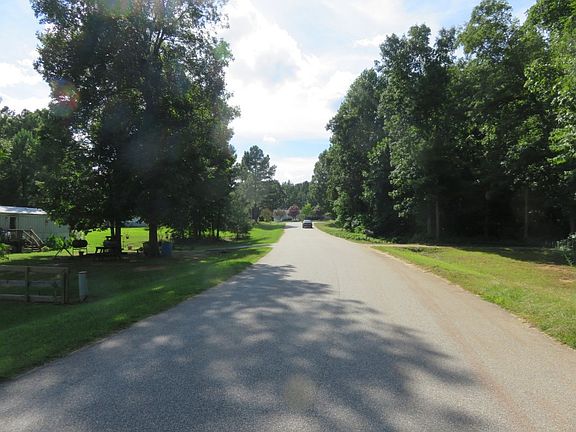 4th image of 105 Dowling Cir
