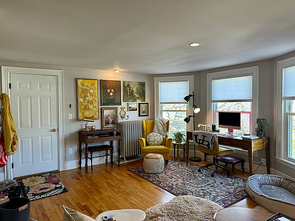 2nd image of 62 Rackleff St #2